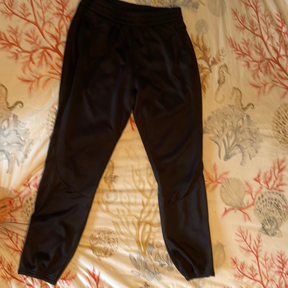 Men’s Adidas Aeroready Black Track Pants size L.